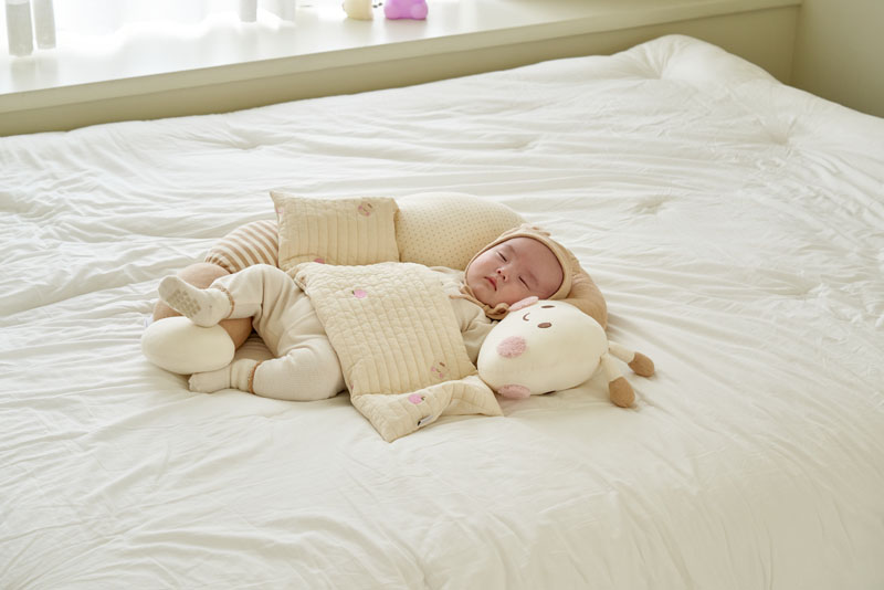 Emong Baby Millet Pillow (Embroidery)